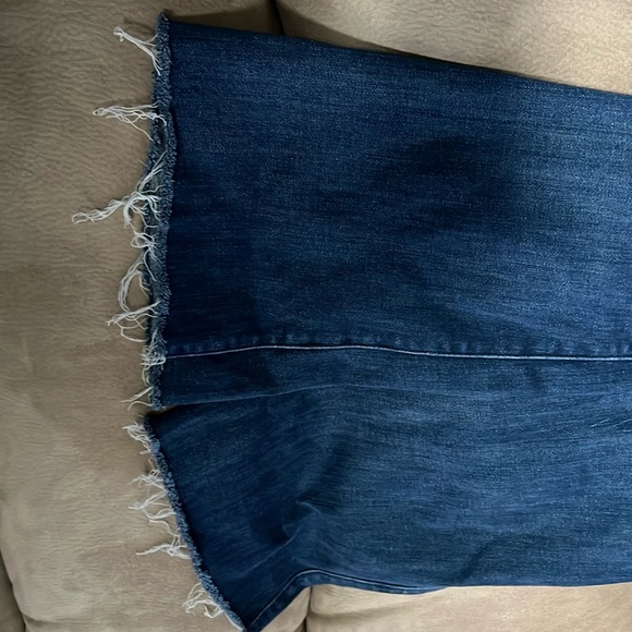 Mother The Weekender Fray Flare In Not Rough Enough Jeans - Picture 7 of 7